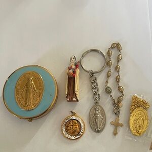 Gold and Blue Religious Accessory Set